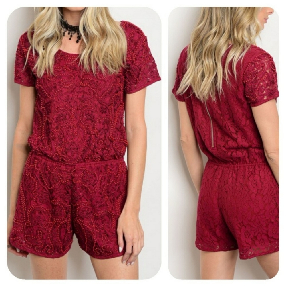 💥SALE💥Burgundy lace beads romper